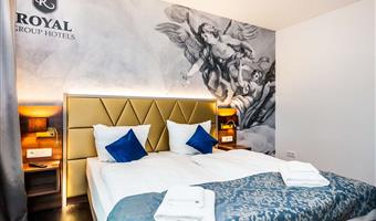 1 doppelbett, zwei zimmer, wohnzimmer, sofabett, balkon, komplettes frühstück