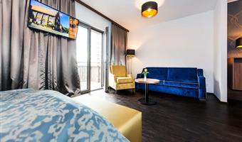 1 doppelbett, comfort zimmer, sofabett, minibar, flat-screen-fernseher, balkon, komplettes frühstück