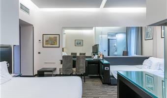 1 kingsize-bett, 2 einzelbetten, family superior-zimmer, 2 verbindungszimmer, wi-fi, kaffeemaschine und wasserkocher)