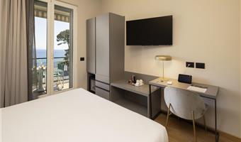 1 queensize-bett, meerblick, terrasse