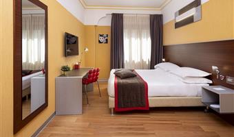 1 kingsize-bett, nichtraucher, comfort zimmer, wi-fi, pc safe, wasserkocher