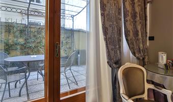 1 queensize- und 1 einzelbett, klassisches dreibettzimmer, kostenloser internetzugang