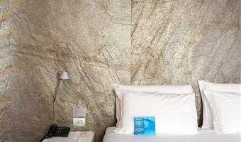 1 queensize-bett, superior-zimmer