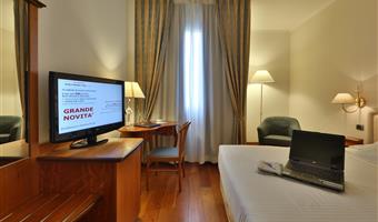 1 queensize- und 1 einzelbett, klassisches dreibettzimmer