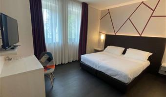 1 queensize-bett, classic zimmer, einzelbetten auf anfrage