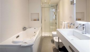 suite 60qm - 1 kingsize-bett, 1 doppelbett, 1 sofabett, meerblick, terrasse,  2 badezimmer, nichtraucher