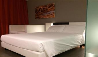 1 doppelbett, 2. bed = sofabed, klassisch zimmer, wi-fi, digitalfernsehen, minibar mit kostenlosem wasser