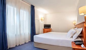 1 kingsize-bett 2 einzelbetten, 2 verbundene räume, comfort zimmer, nichtraucher