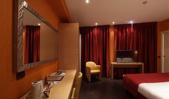 1 kingsize-bett, sofabett, klassisches dreibettzimmer