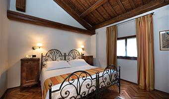 1 queen-bett, nichtraucherzimmer, economy zimmer, 2 einzelbetten auf anfrage