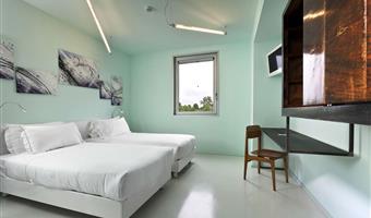 1 kingsize-bett und 1 einzelbett für ein kind bis 12 jahre, nichtraucherzimmer, standardzimmer, dusche