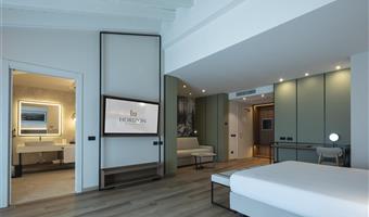 1 queensize-bett, nichtraucher, junior-suite, sofabett, balkon, kostenloses parken im parkhaus, kostenlose whirlpool-nutzung