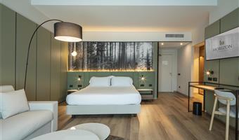 1 queensize-bett, nichtraucher, junior-suite, sofabett, balkon, kostenloses parken im parkhaus, kostenlose whirlpool-nutzung