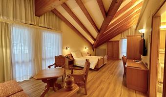 1 queensize-bett, nichtraucher, junior-suite, balkon, bergblick