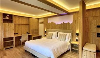 1 queensize-bett, nichtraucher, deluxe-zimmer, balkon, bergblick