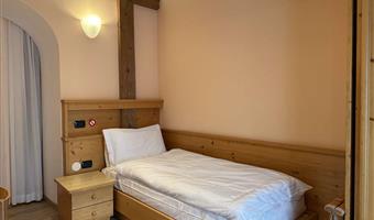 2 einzelbetten, nichtraucher, standardzimmer, balkon, bergblick