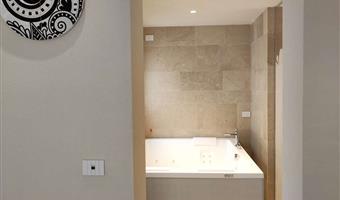 suite – 1 kingsize-bett, nichtraucherzimmer, royal-zimmer, schlafsofa für eine person, whirlpool, komplettes frühstück