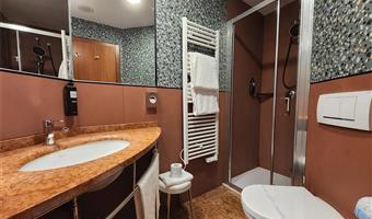 1 kingsize-bett, nichtraucher, classic zimmer, auf wunsch kann das zimmer auch mit zwei einzelbetten ausgestattet werden