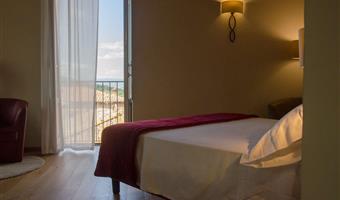 1 queensize-bett, 2 einzelbetten, nichtraucher, familienzimmer