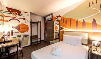 behindertengerechtes zimmer mit 1 einzelbett, barrierearm ausgestattet, rollstuhlgerechte dusche, comfort zimmer, nichtraucher