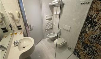 1 kingsize-bett, nichtraucher, balkon
