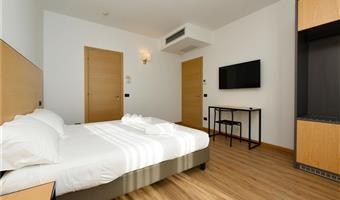 suite - 1 queensize-bett, 1 einzelbett, nichtraucher, familienzimmer, sofa-etagenbett, terrasse, kochnische