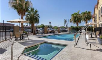 Pool of the Best Western Tolleson Hotel - Tolleson - 03154