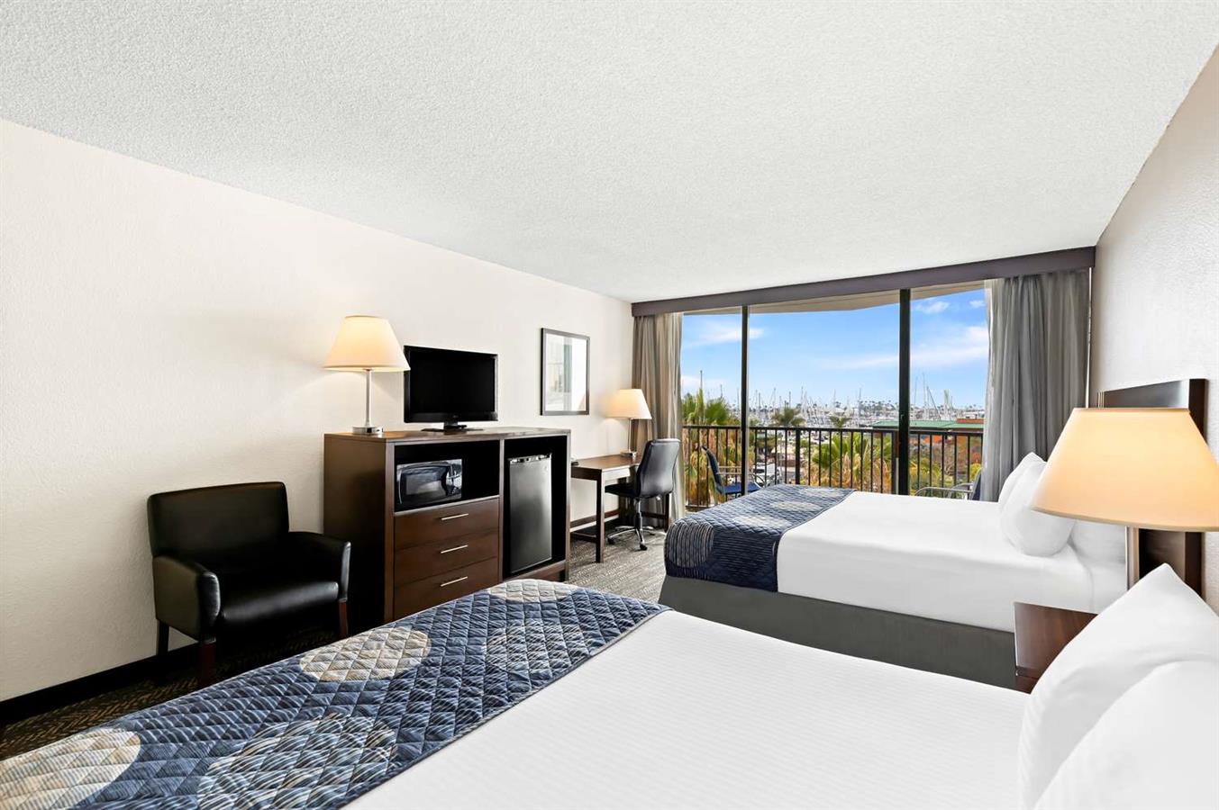 Hotel in San Diego - BW Yacht Harbor Hotel San Diego