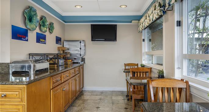 Restaurant of the Best Western Tradewinds - Morro Bay - 05429