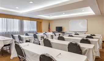 Meeting rooms of the Best Western Plus West Covina Inn - West Covina - 05473