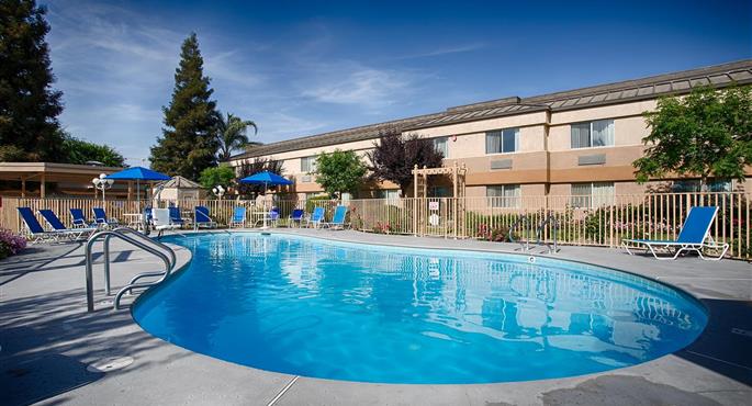 hotel in porterville 05525 f