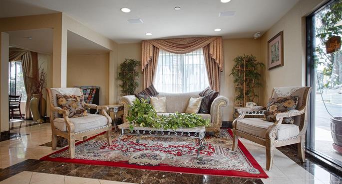 Hall of the Best Western Surf City in Huntington Beach - 05563