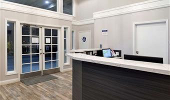 hotel in kettleman city 05570 f