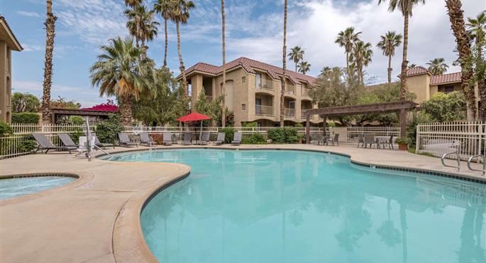 Pool of the Best Western Plus Palm Desert Resort - Palm Desert - 05625