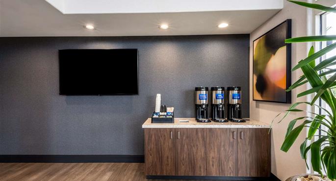 Best Western Inn & Suites Lemoore - Lemoore - 05664