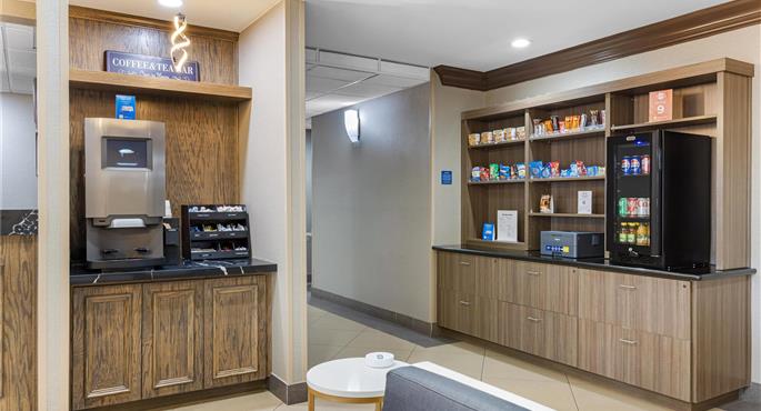 Amenities of the Best Western Plus Wasco Inn & Suites - Wasco - 05688