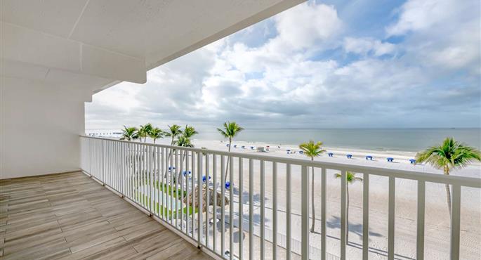 Room of the Best Western Plus Beach Resort - Fort Myers Beach - 10116