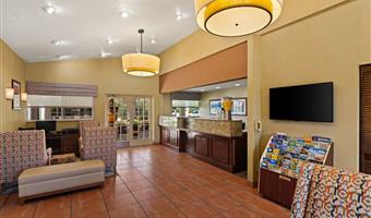 Hall of the Best Western Port St.Lucie in Port Saint Lucie - 10200