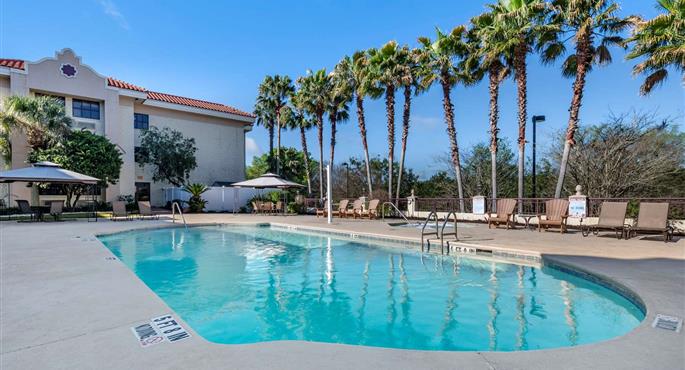 Pool of the Best Western Gateway Grand - Gainesville - 10281