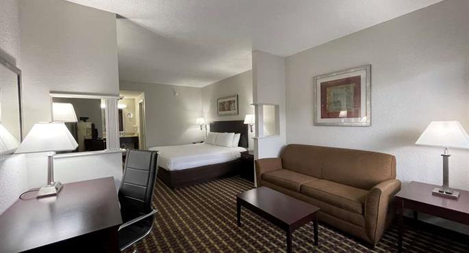 hotel in clewiston 10286 f