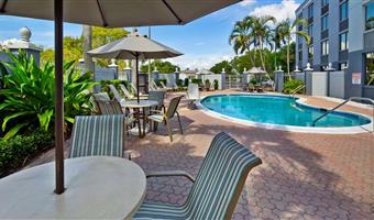 hotel in fort myers 10355 f