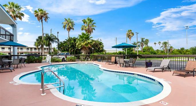 hotel in okeechobee 10356 f