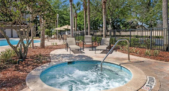 Pool of the Best Western Plus Orlando Lake Buena Vista South Inn & Suites - Kissimmee - 10409
