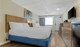 Room of the Chateau Beachfront Resort, BW Signature Collection - Panama City Beach - 10433