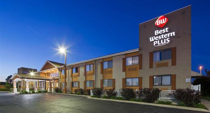 hotel in westmont 14105 f