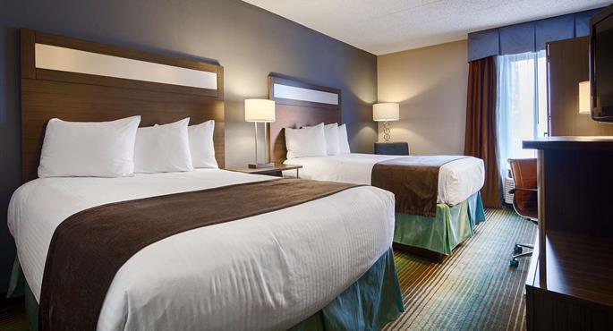 hotel in elk grove village 14209 f