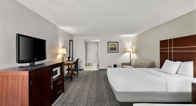 Room of the Best Western Luxbury Inn Fort Wayne - Fort Wayne - 15061