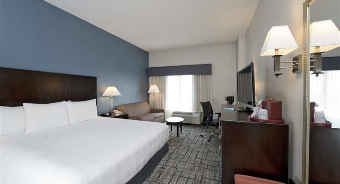 Room of the Best Western Plus Hotel & Conference Center - Baltimore - 21035