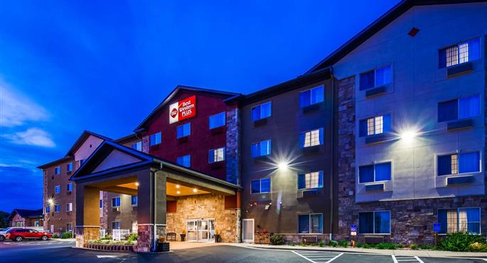 Exterior of the Best Western Plus Blaine at the National Sports Center - Blaine - 24144