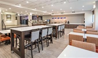Restaurant of the Best Western Paramus Hotel & Suites - Paramus - 31072